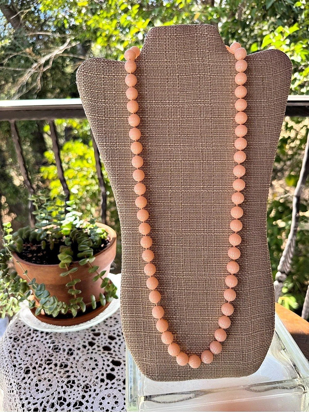 VTG Crown Trifari Necklace hand knotted Melon beads Beaded translucent peach 28”